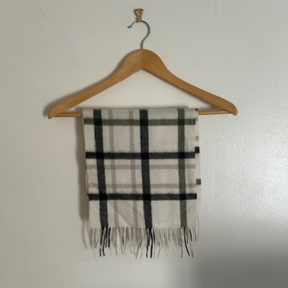 Charter Club  100% Cashmere Plaid Scarf- Unisex - Picture 2 of 4